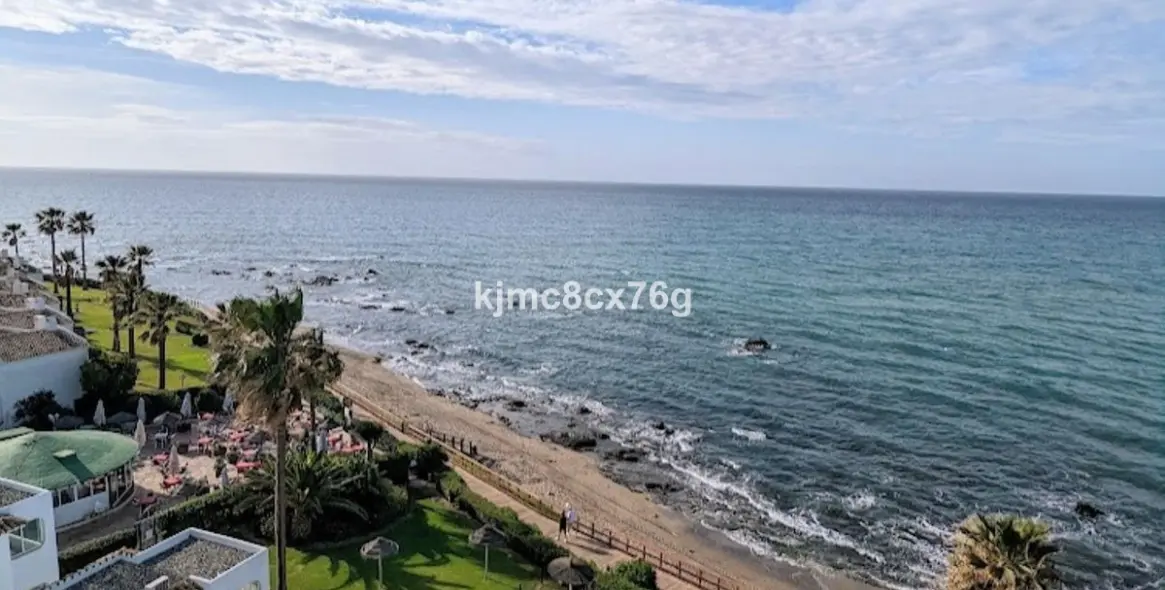 Sale of penthouse in Mijas Costa 31