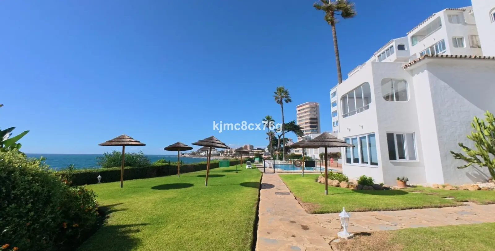 Venta de ático en Mijas Costa 32