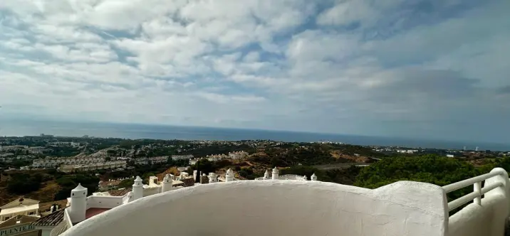 Venta de ático en Calahonda 4