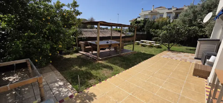 Sale of ground floor apartment in Nueva Andalucía 2