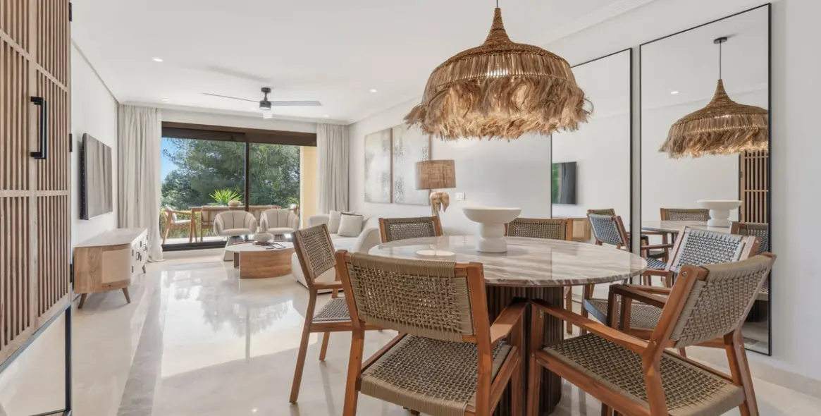 Продажа апартаментов на первом этаже в Los Arqueros 1