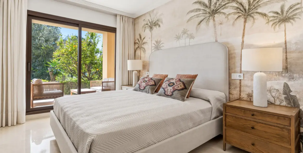 Продажа апартаментов на первом этаже в Los Arqueros 3