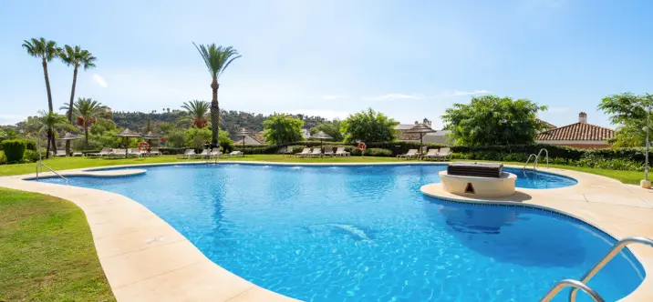 Sale of ground floor apartment in Los Arqueros 4