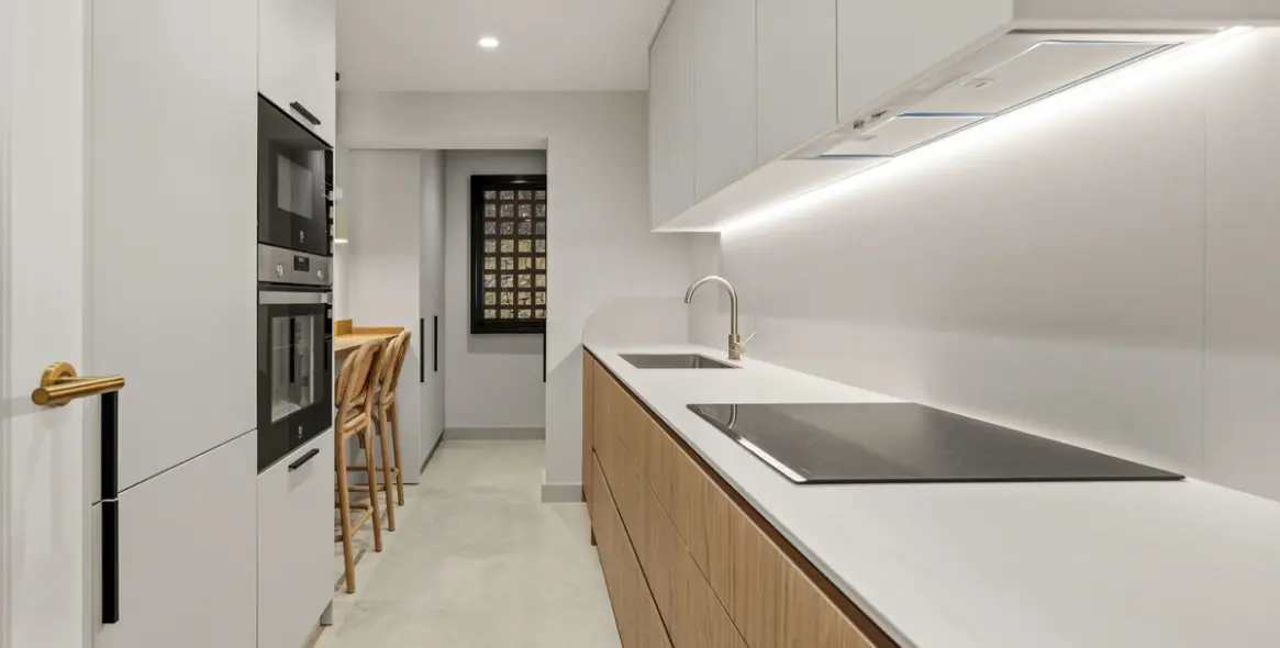 Продажа апартаментов на первом этаже в Los Arqueros 12