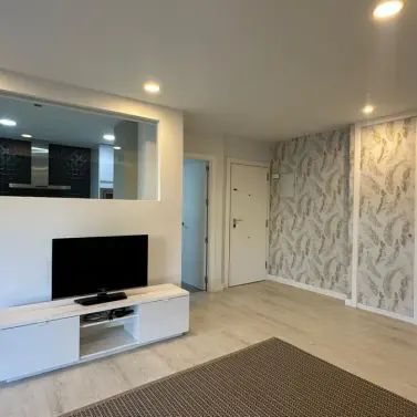 Продажа апартаментов на среднем этаже в Pedregalejo