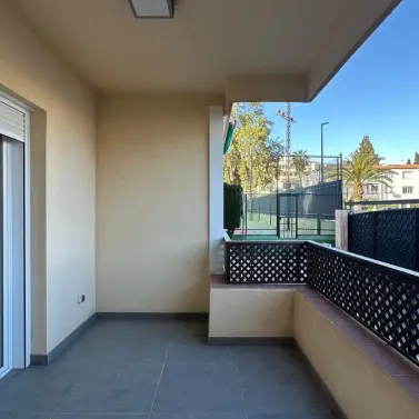 Продажа апартаментов на среднем этаже в Pedregalejo