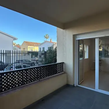 Продажа апартаментов на среднем этаже в Pedregalejo