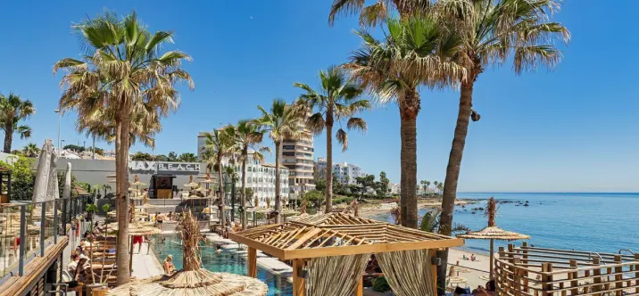 Продажа дома на две семьи в Riviera del Sol 1