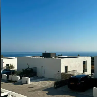 Продажа дома на две семьи в Riviera del Sol