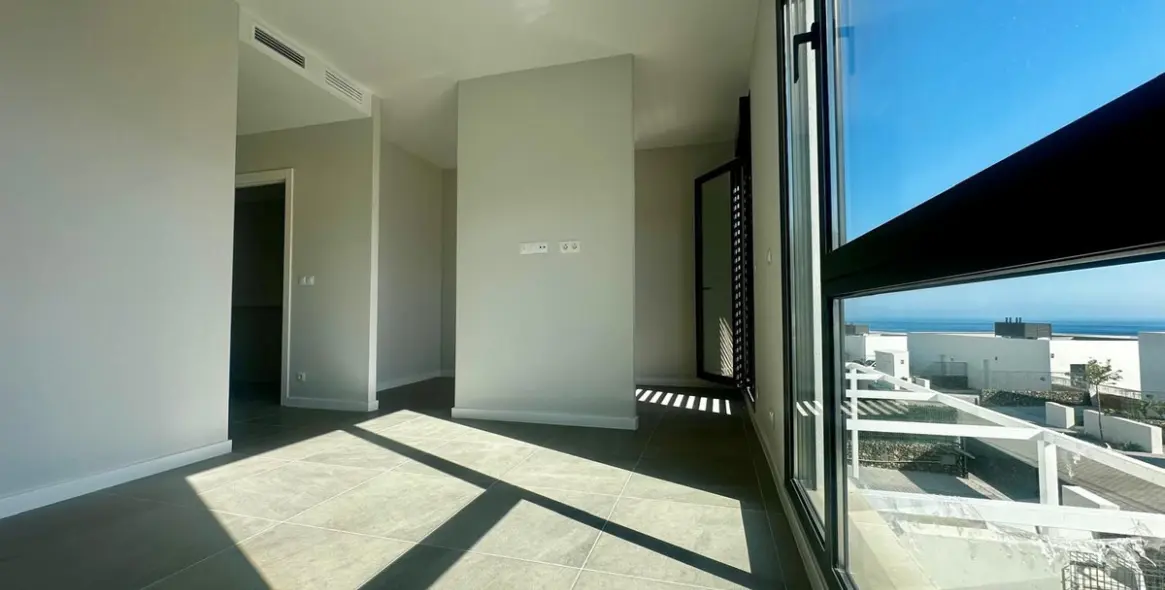 Продажа дома на две семьи в Riviera del Sol 7