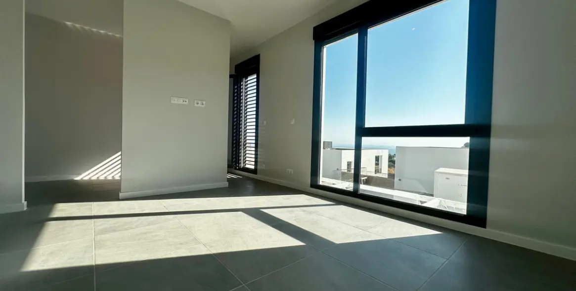 Продажа дома на две семьи в Riviera del Sol 10