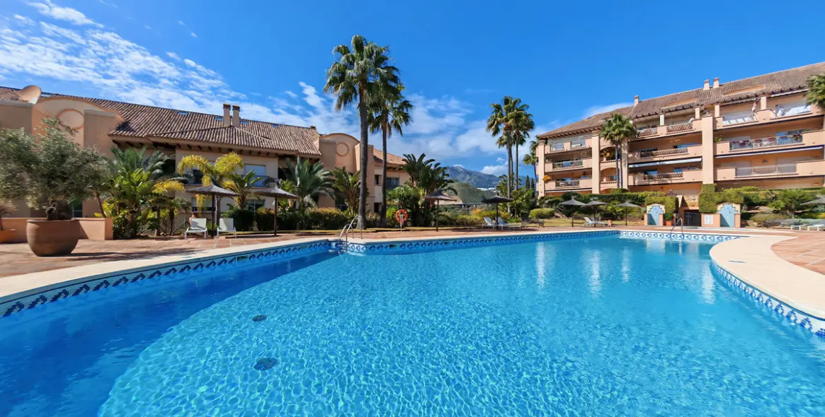 Продажа апартаментов на среднем этаже в Marbella 1