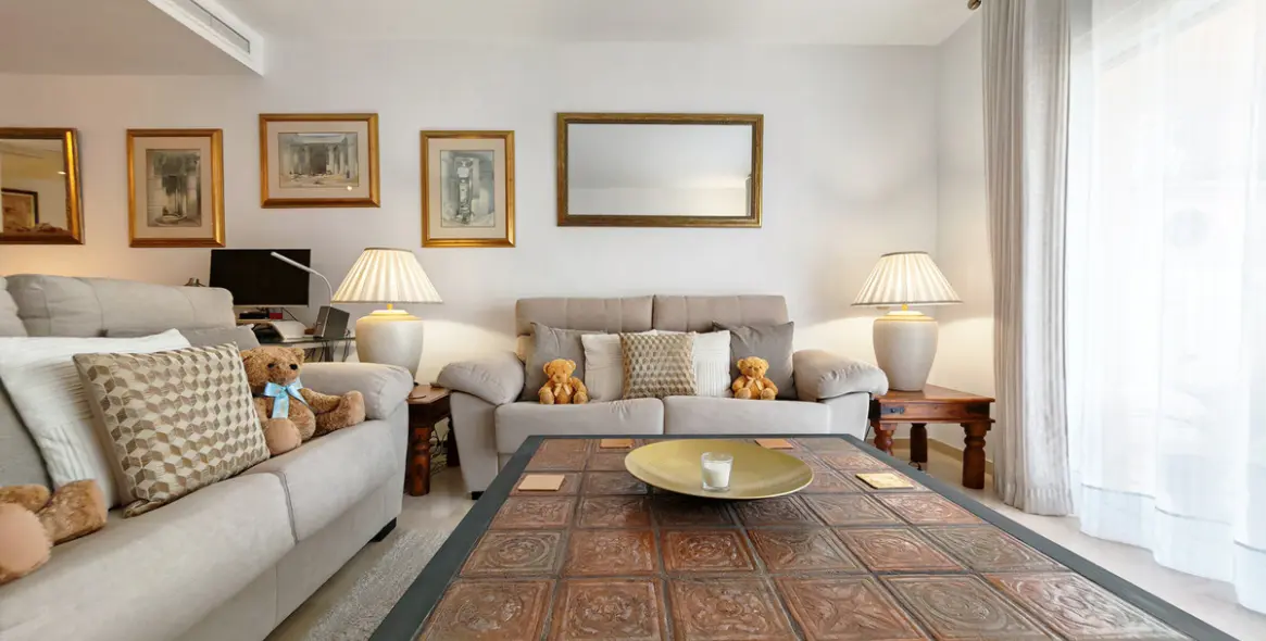 Продажа апартаментов на среднем этаже в Marbella 3