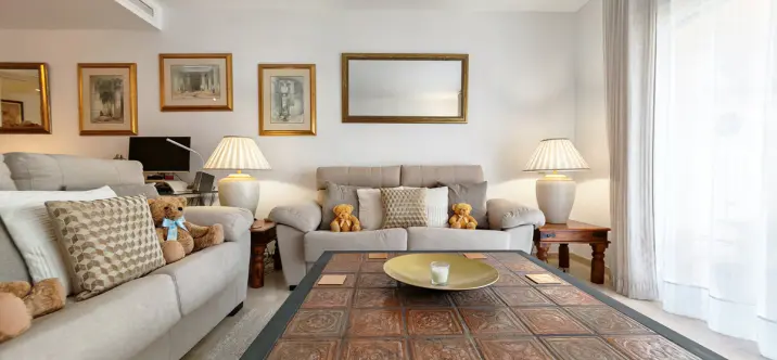 Продажа апартаментов на среднем этаже в Marbella 2