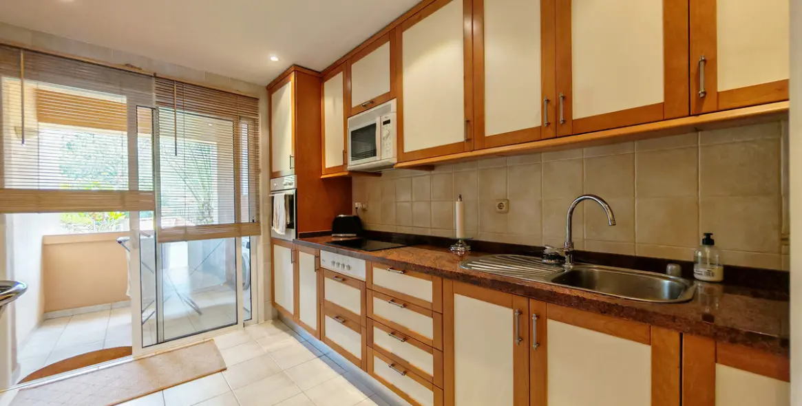 Продажа апартаментов на среднем этаже в Marbella 8