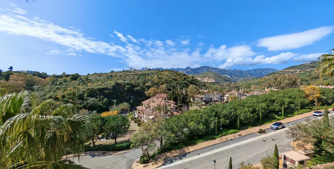 Продажа апартаментов на среднем этаже в Marbella 13