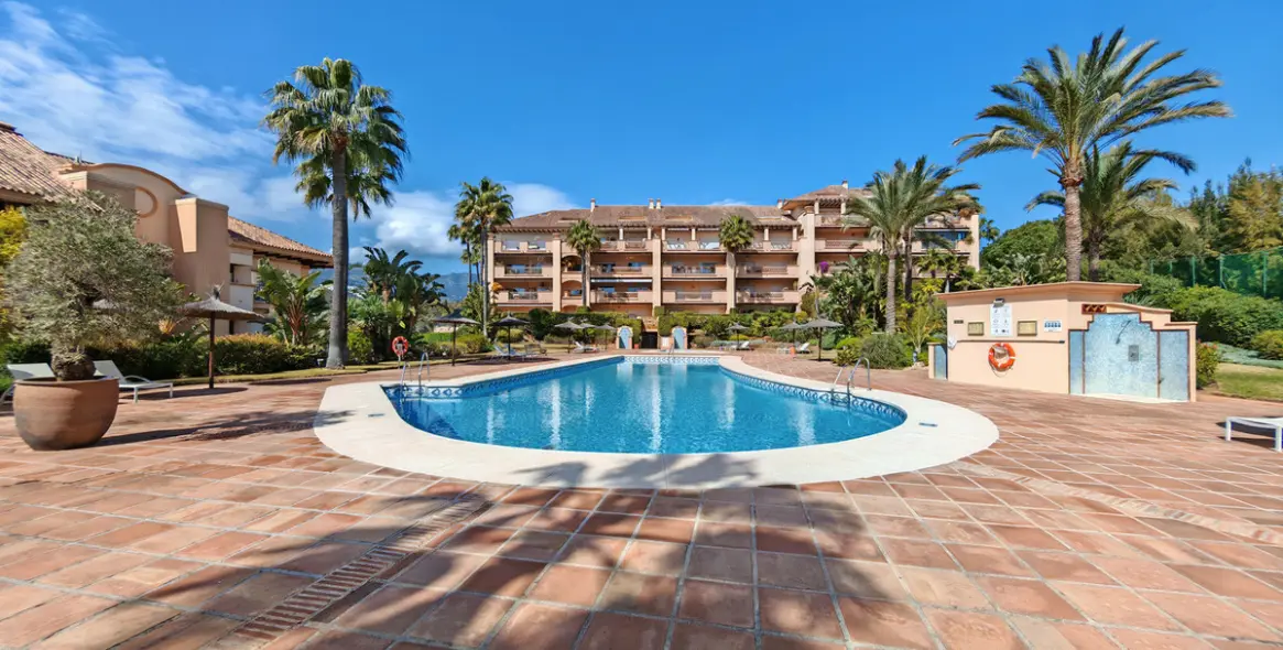 Продажа апартаментов на среднем этаже в Marbella 22