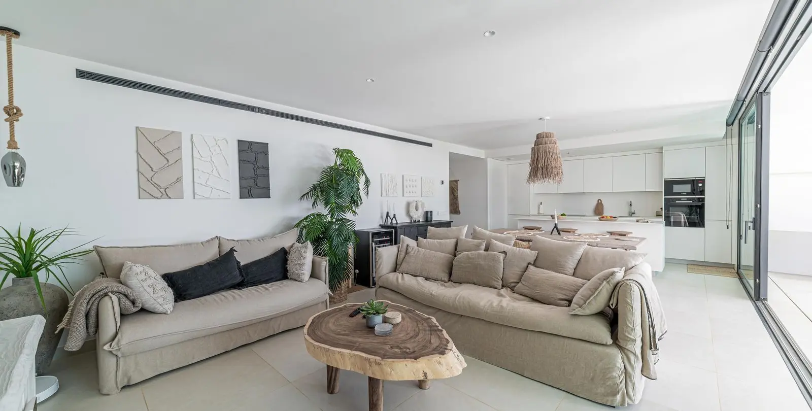 Venta de apartamento en planta baja en Higueron 3