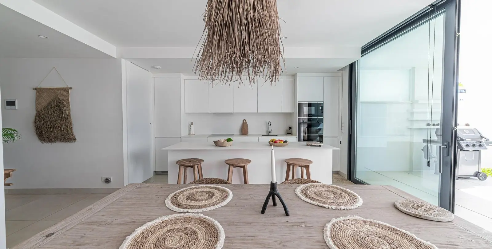 Venta de apartamento en planta baja en Higueron 6