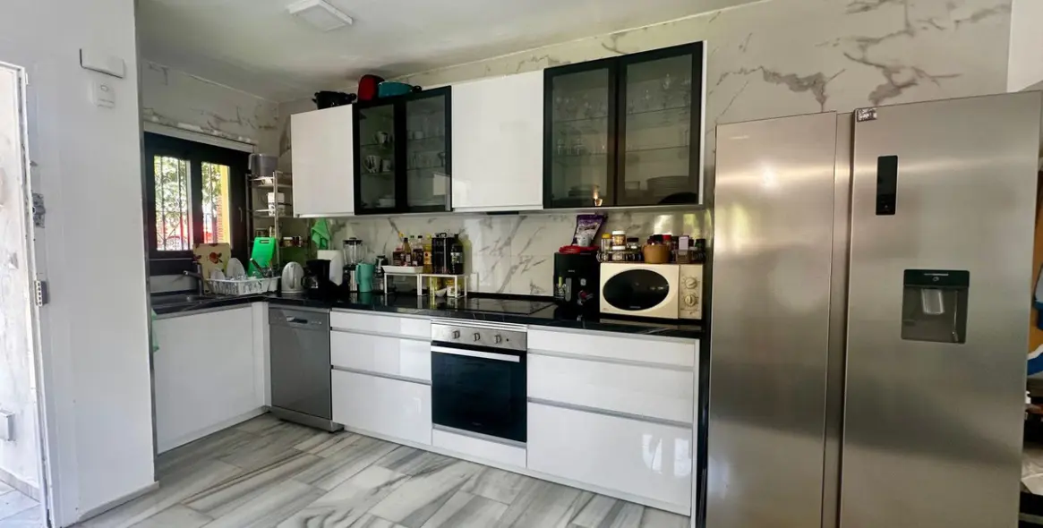 Sale of semi-detached house in Calahonda 4