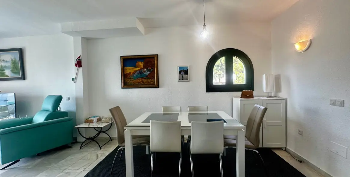 Sale of semi-detached house in Calahonda 9