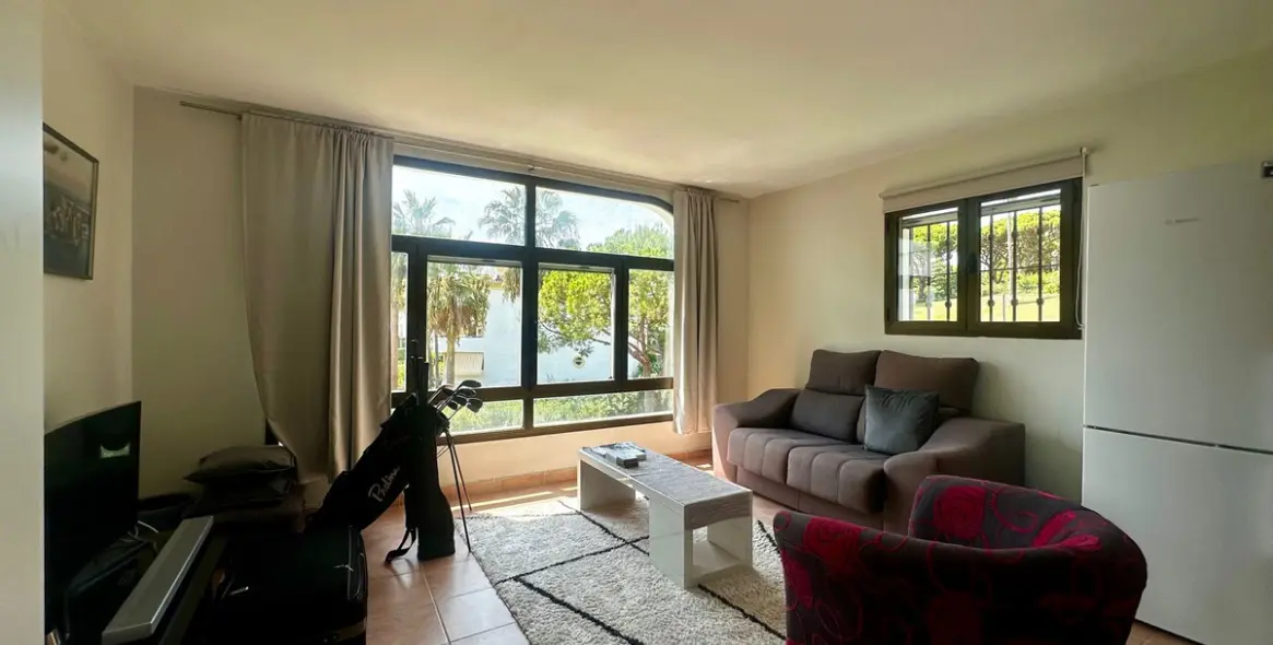 Sale of semi-detached house in Calahonda 18
