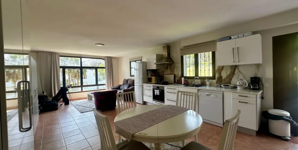 Sale of semi-detached house in Calahonda 21