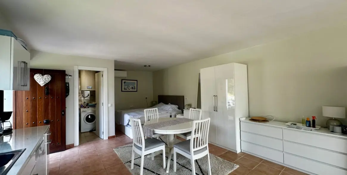 Sale of semi-detached house in Calahonda 23