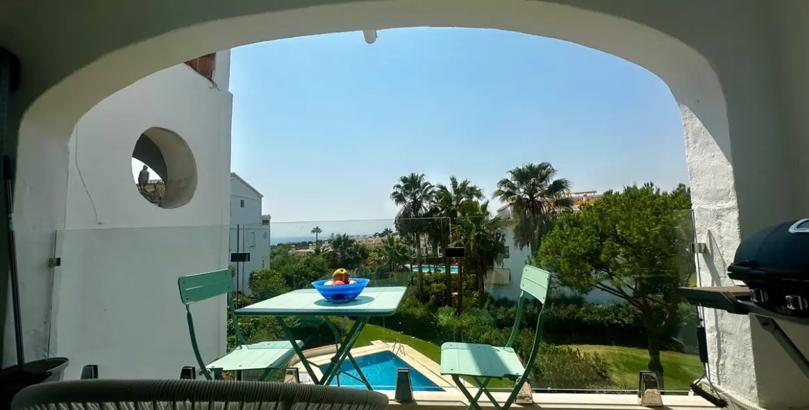 Sale of semi-detached house in Calahonda 24