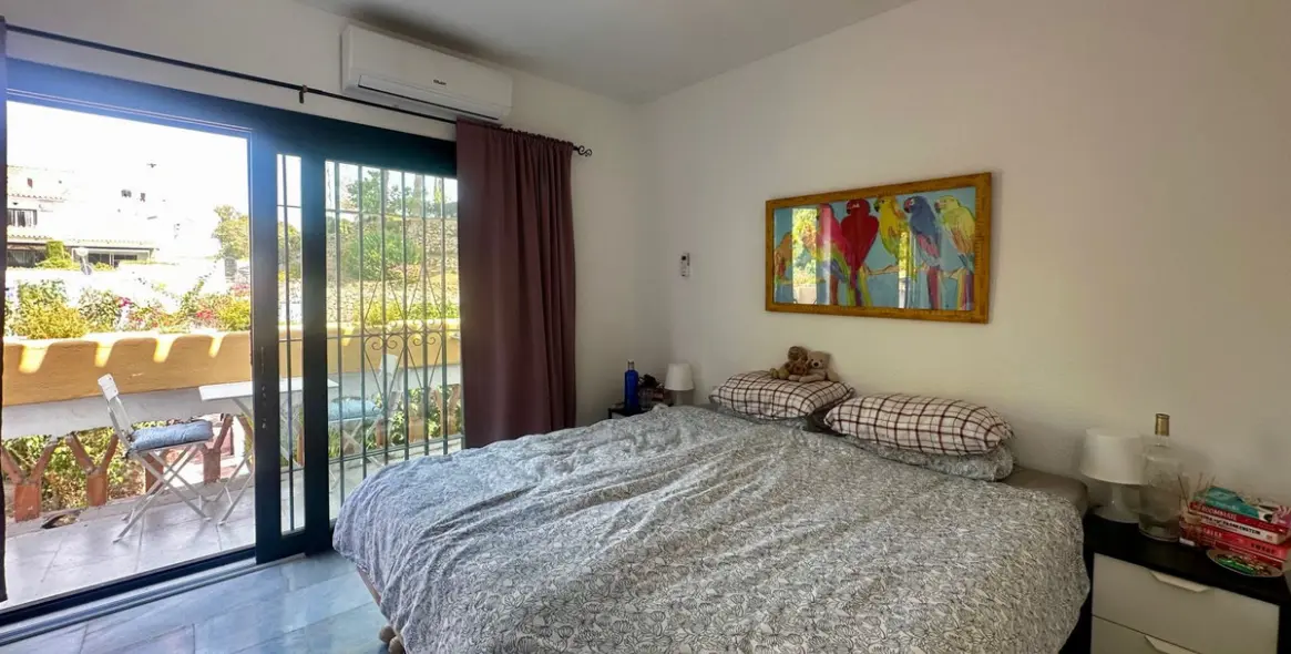 Sale of semi-detached house in Calahonda 26