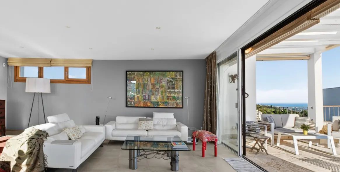 Продажа пентхауса в Altos de los Monteros 13