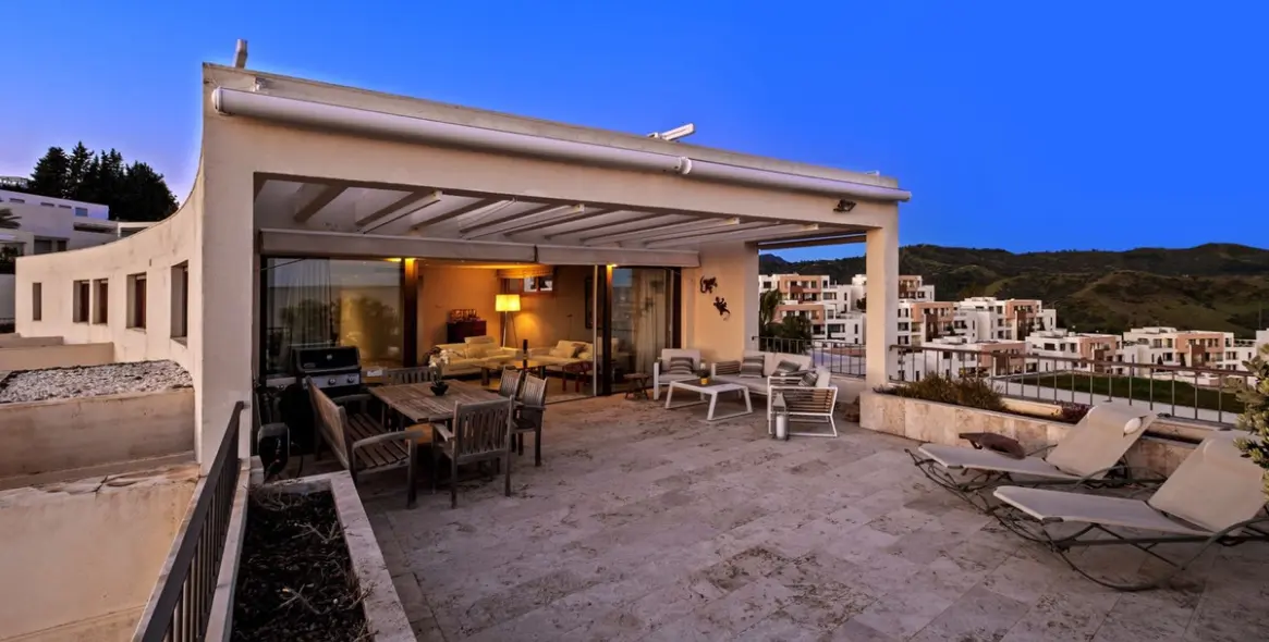 Продажа пентхауса в Altos de los Monteros 35