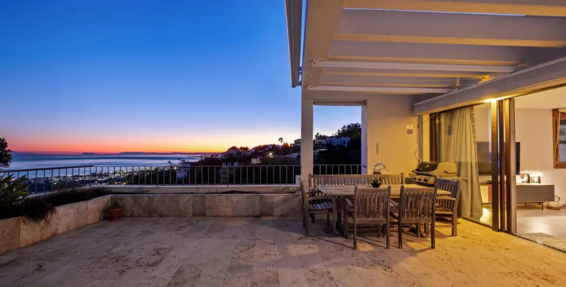 Продажа пентхауса в Altos de los Monteros 38