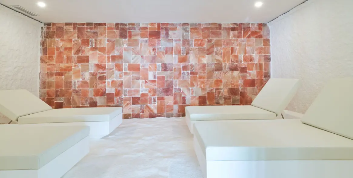 Sale of middle floor apartment in Fuengirola 31