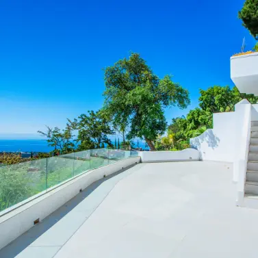 Venta de apartamento en planta media en La Mairena