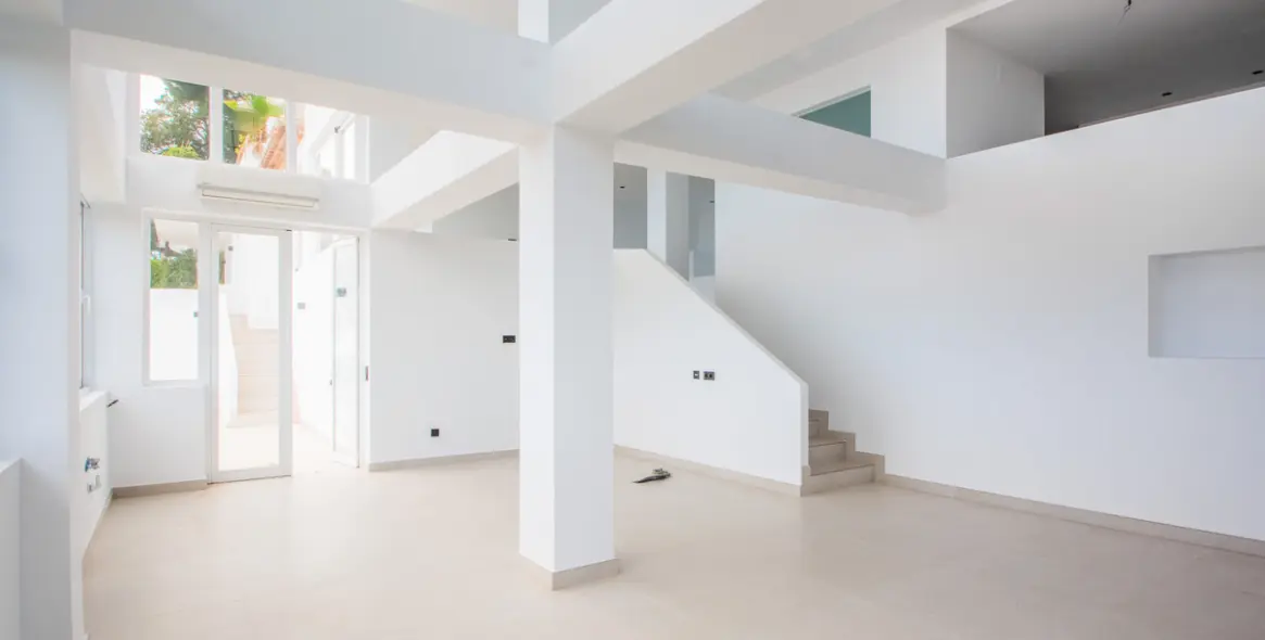 Venta de apartamento en planta media en La Mairena 6