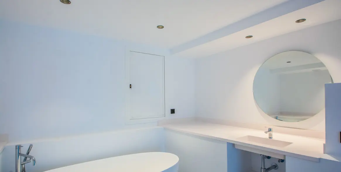 Venta de apartamento en planta media en La Mairena 17