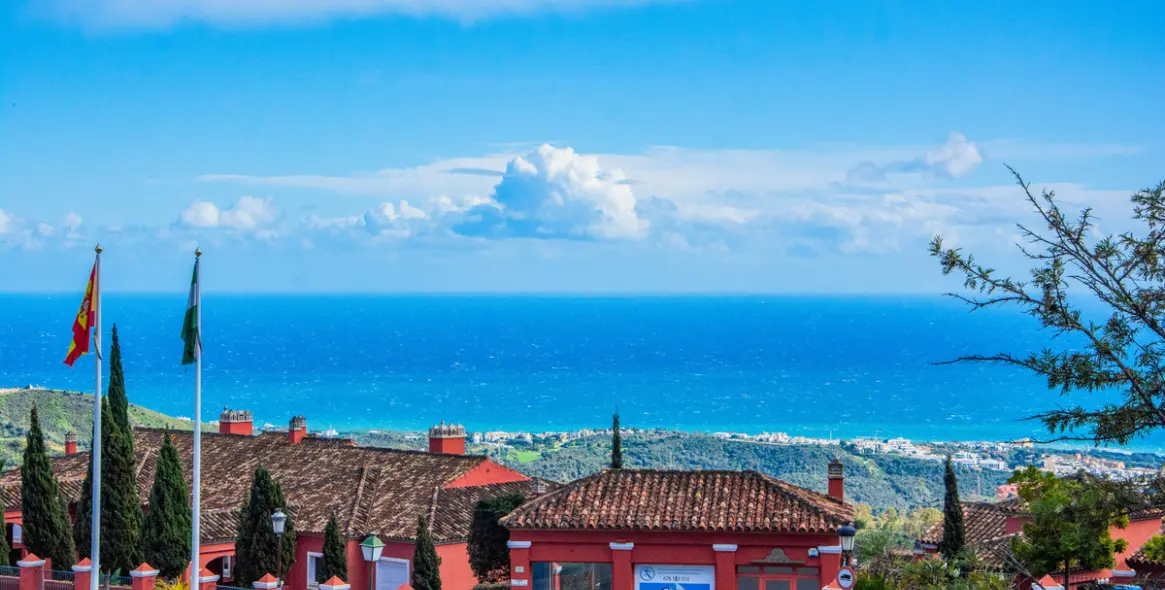 Продажа апартаментов на среднем этаже в La Mairena 28