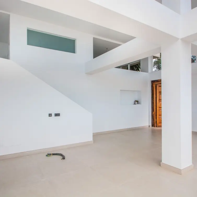 Long-term rent of middle floor apartment in La Mairena