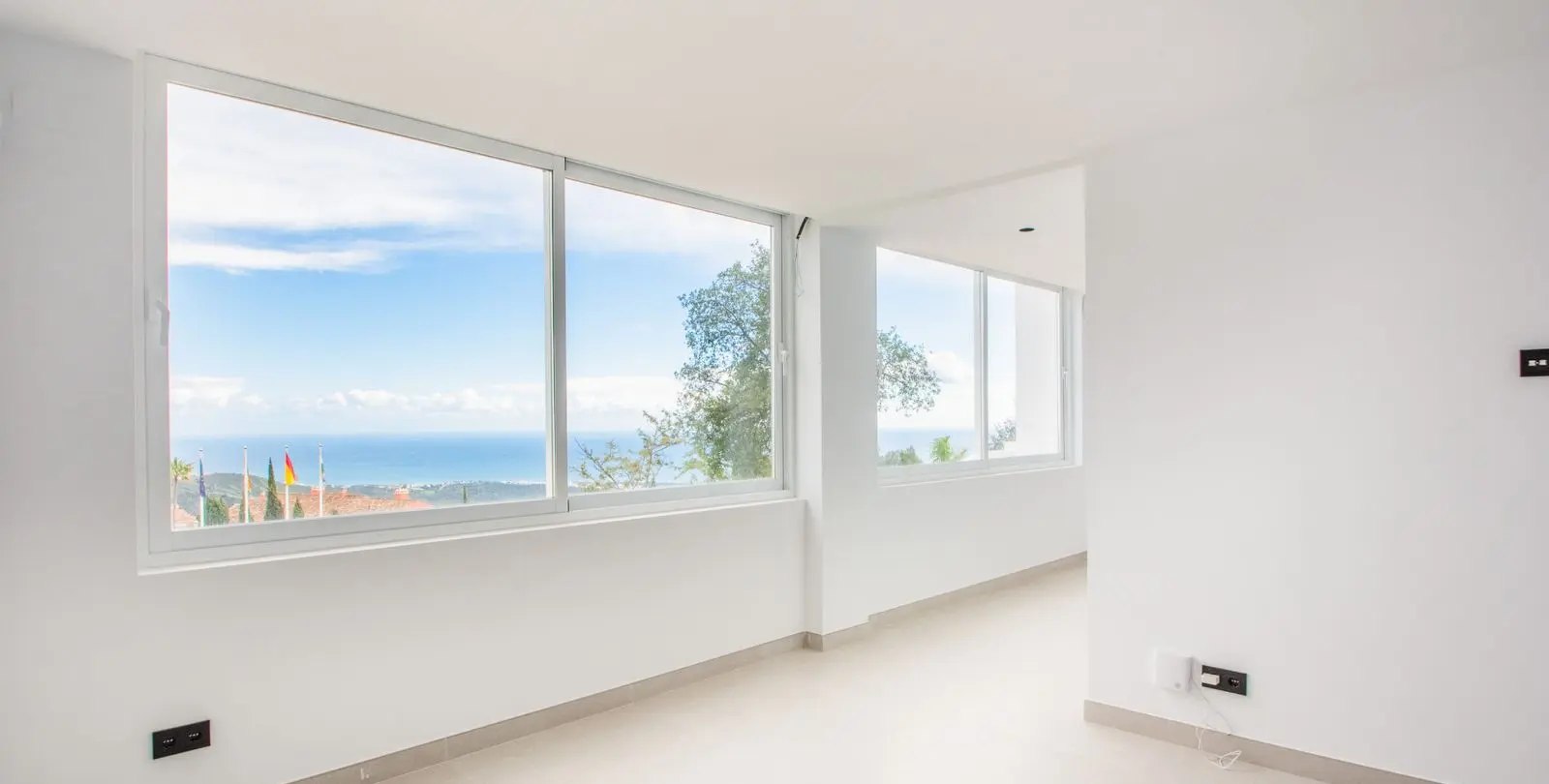 Long-term rent of middle floor apartment in La Mairena 11