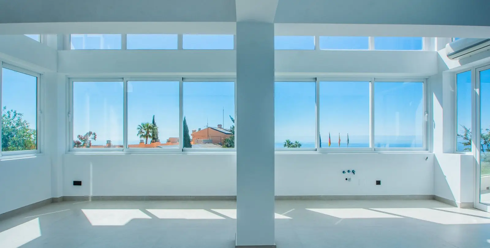 Long-term rent of middle floor apartment in La Mairena 25
