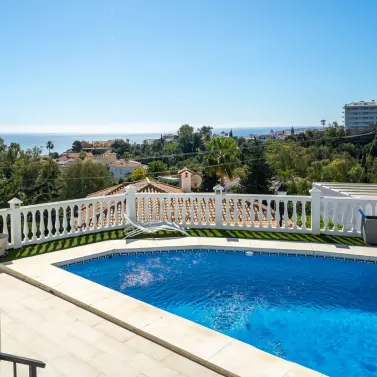 Venta de villa independiente en Fuengirola