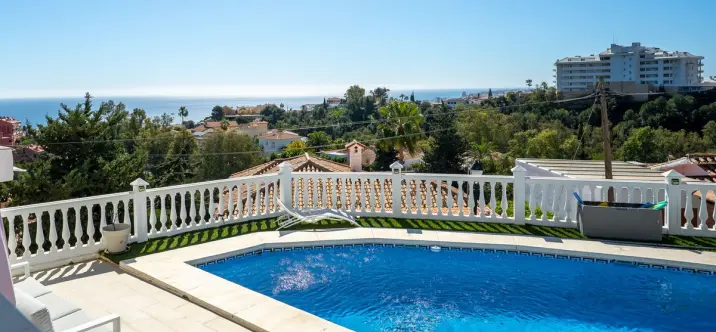 Venta de villa independiente en Fuengirola 1