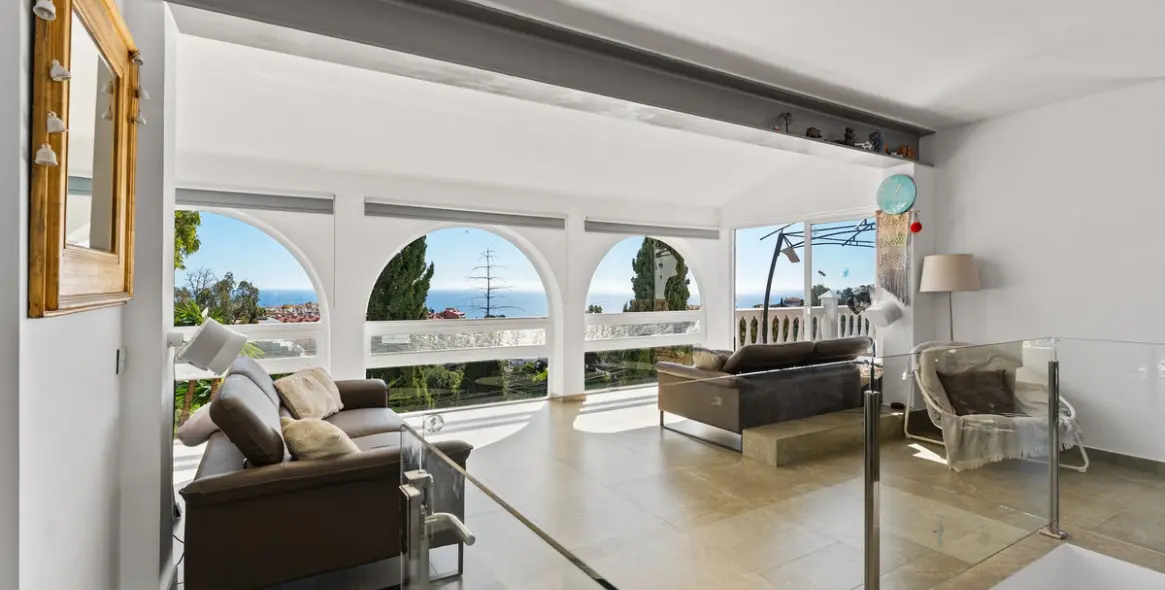 Sale of detached villa in Fuengirola 5