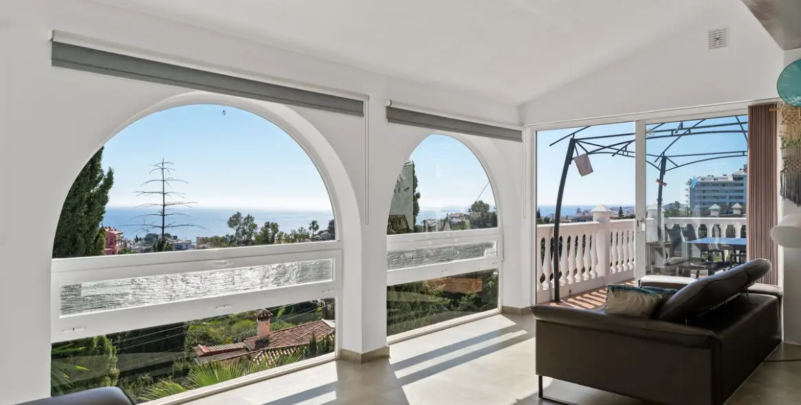 Sale of detached villa in Fuengirola 6