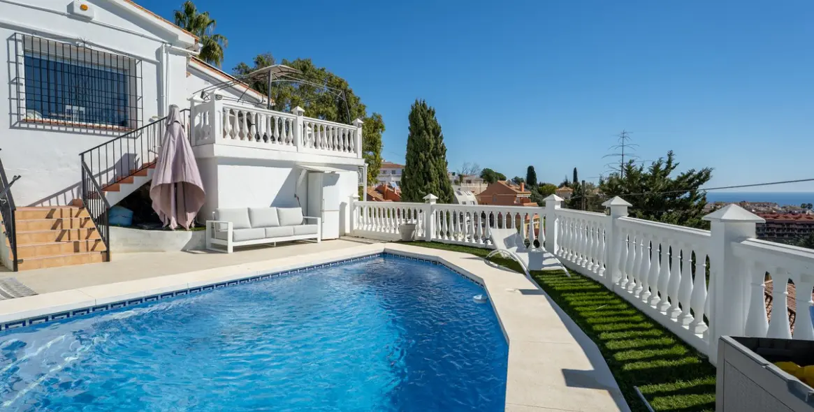 Sale of detached villa in Fuengirola 22