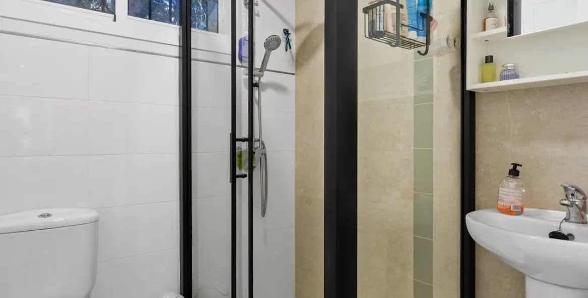 Sale of detached villa in Fuengirola 31