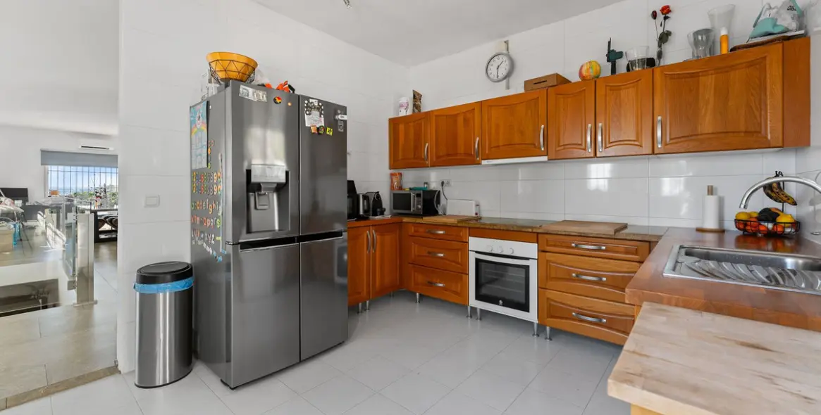 Sale of detached villa in Fuengirola 36
