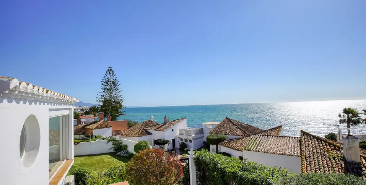 Venta de villa independiente en Estepona 8