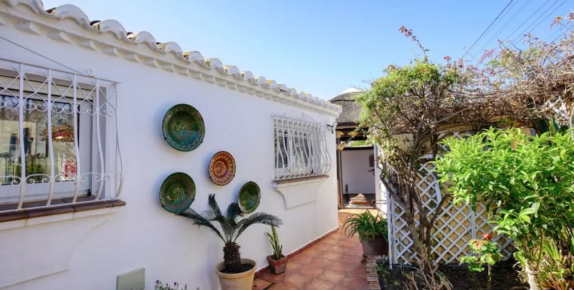 Venta de villa independiente en Estepona 14